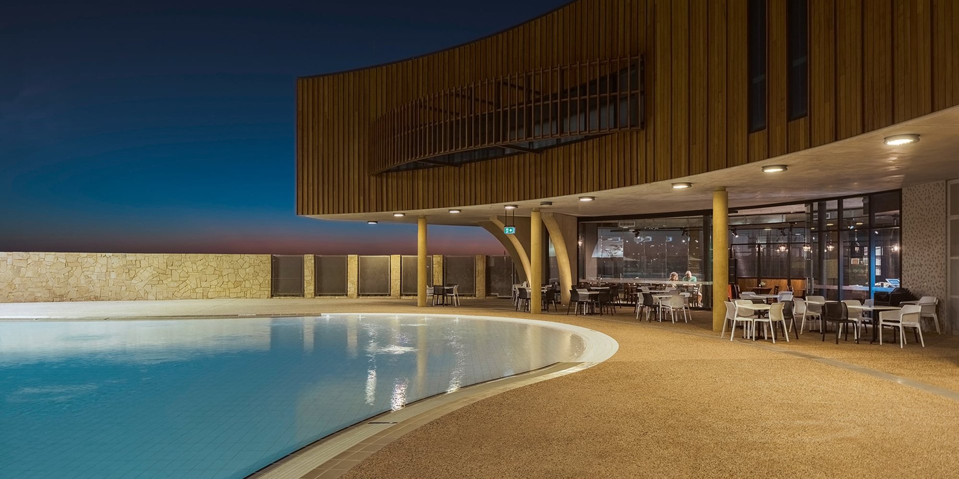 Application Light for Aquatic Centres