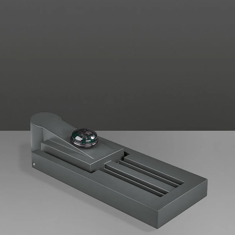 Factory-installed standardised Zhaga Book18 interface with LED driver.